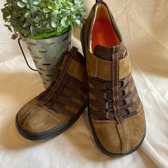 Rocket Dog Shoes Rocket Dog Stoker Nubuck Dark Brown Sneaker Worn